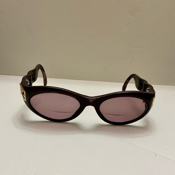 Vintage, Fendi Burgundy Bi-Focal with Case (5.5in x 1.75in x 2.5in) - Picture 10 of 14